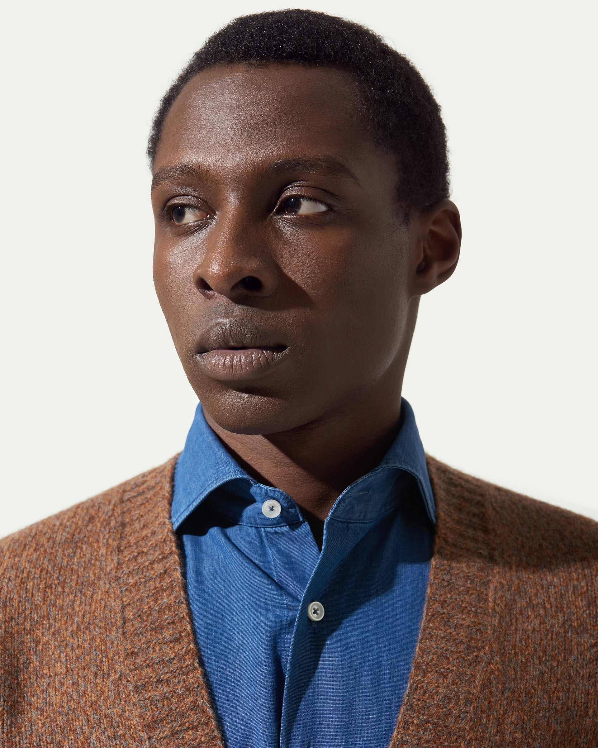 Cardigan Tabacco in pura lana merinos mouline finezza 5