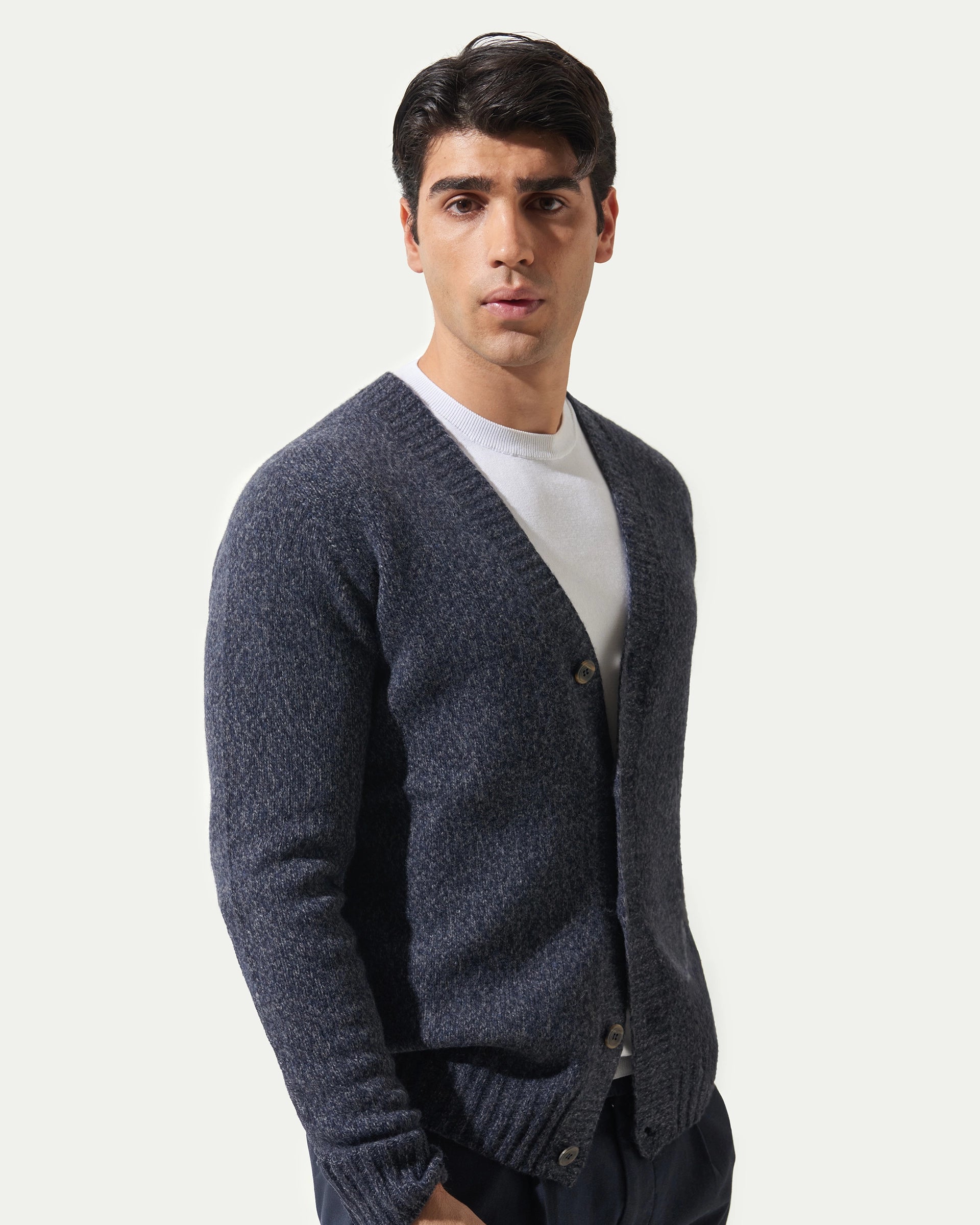 Cardigan Blu in pura lana merinos mouline finezza 5