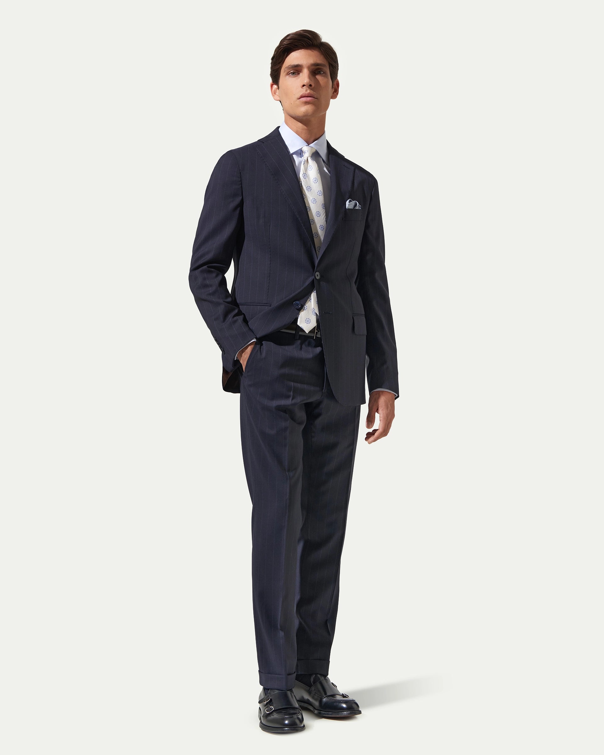 Abito gessato blu in lana stretch tessuto Reda Flexo