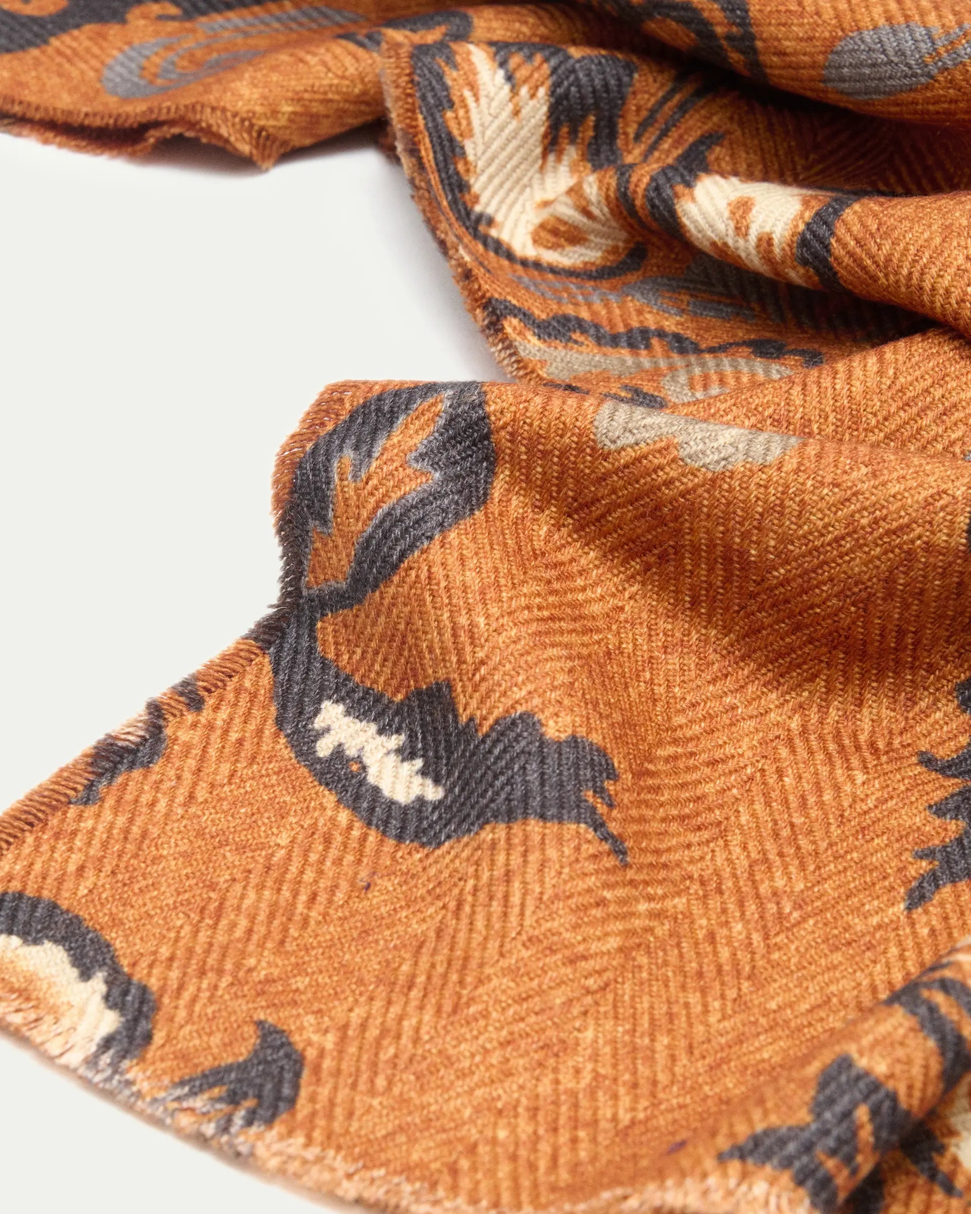 Sciarpa fantasia in lana e seta