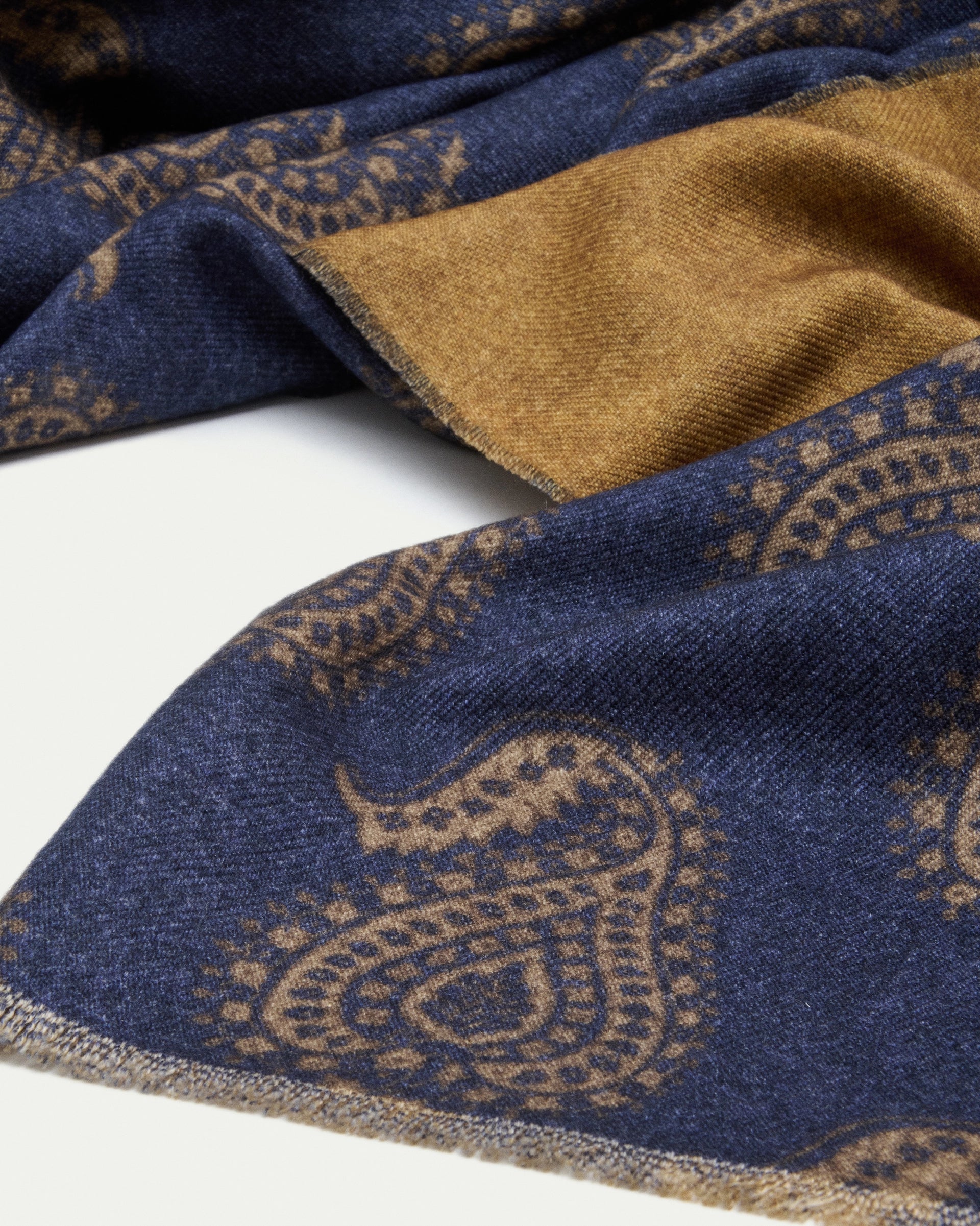 Sciarpa fantasia in lana e seta