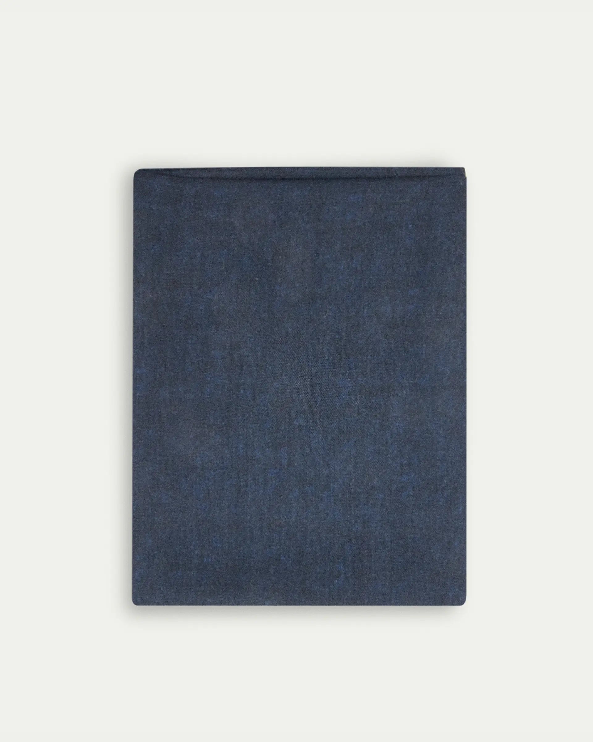 Sciarpa blu in lana e seta