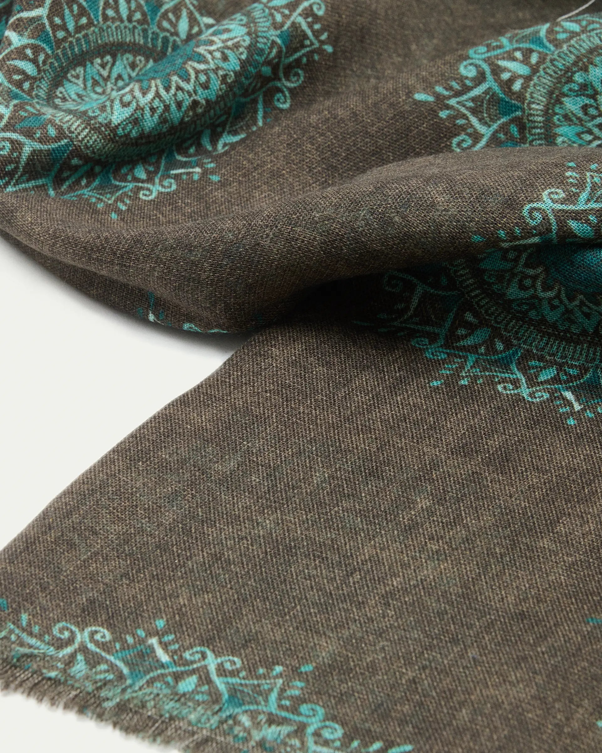 Sciarpa fantasia in lana e seta