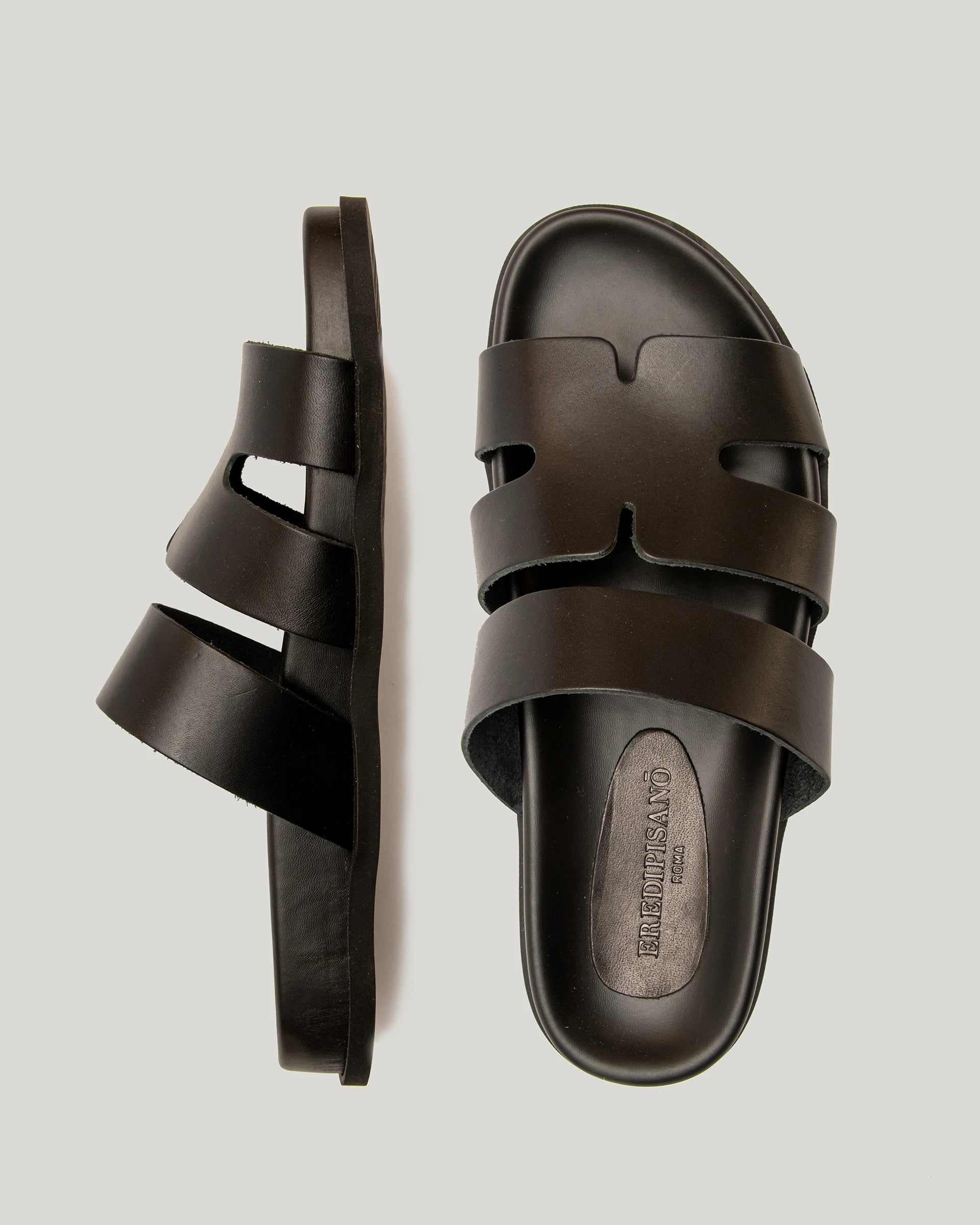 Sandalo nero in pelle a fasce incrociate