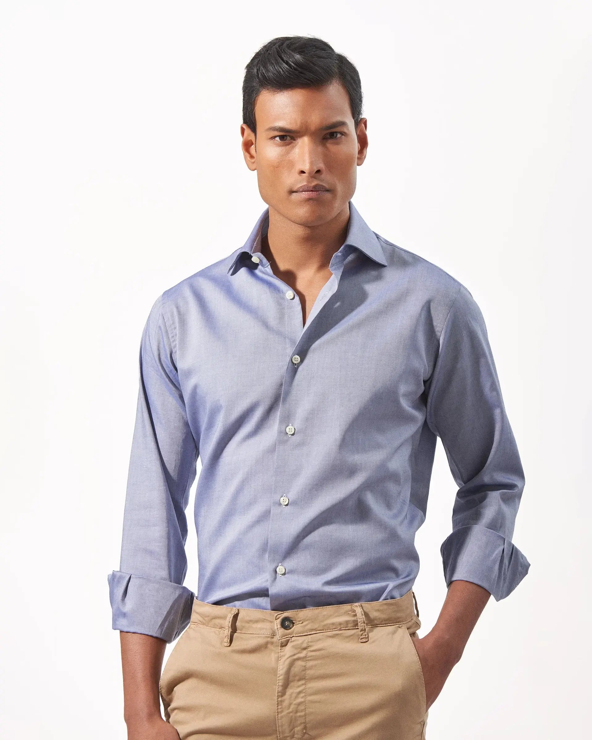 Regular fit grey shirt with spread collar