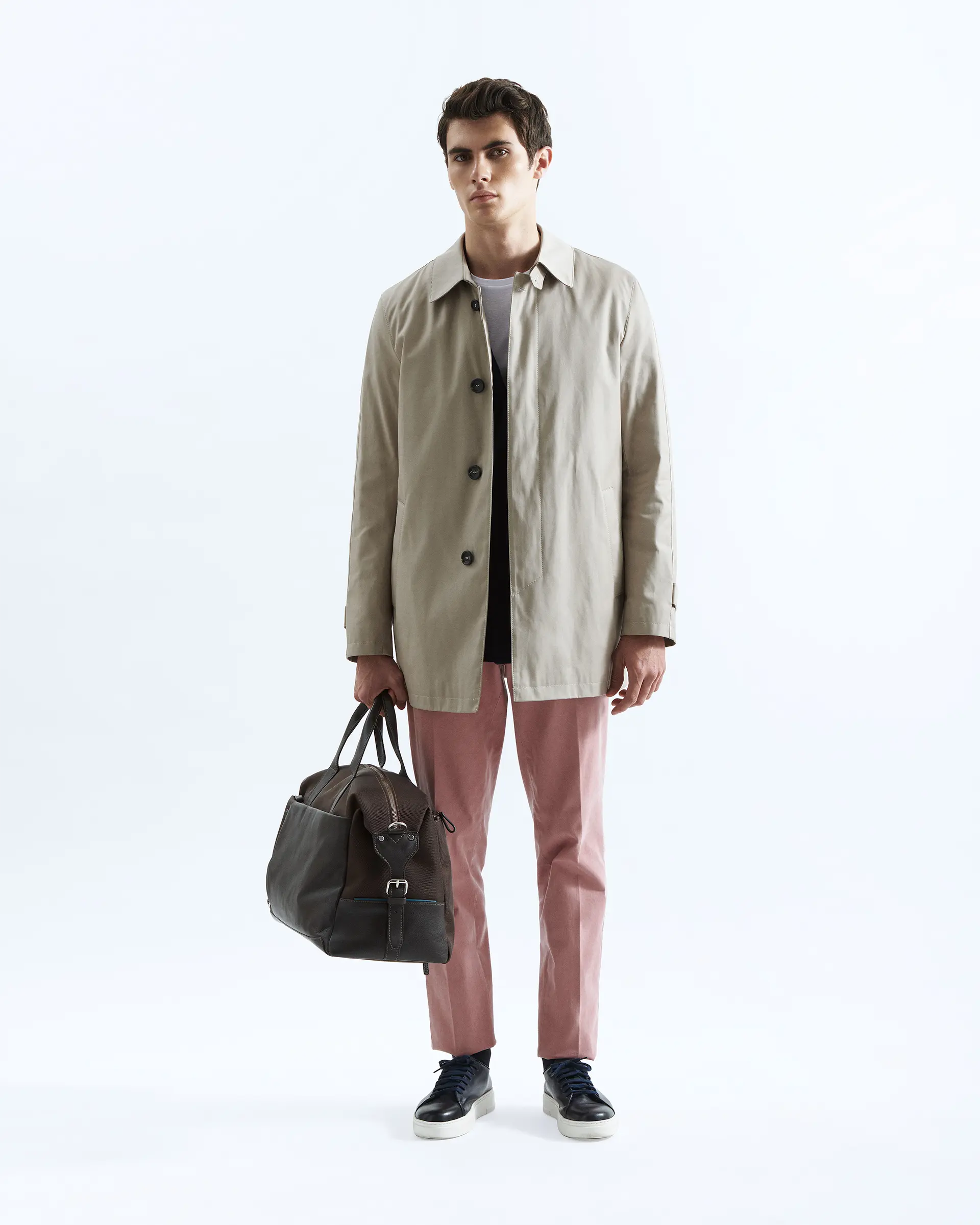 Beige waterproof trench coat with removable lining