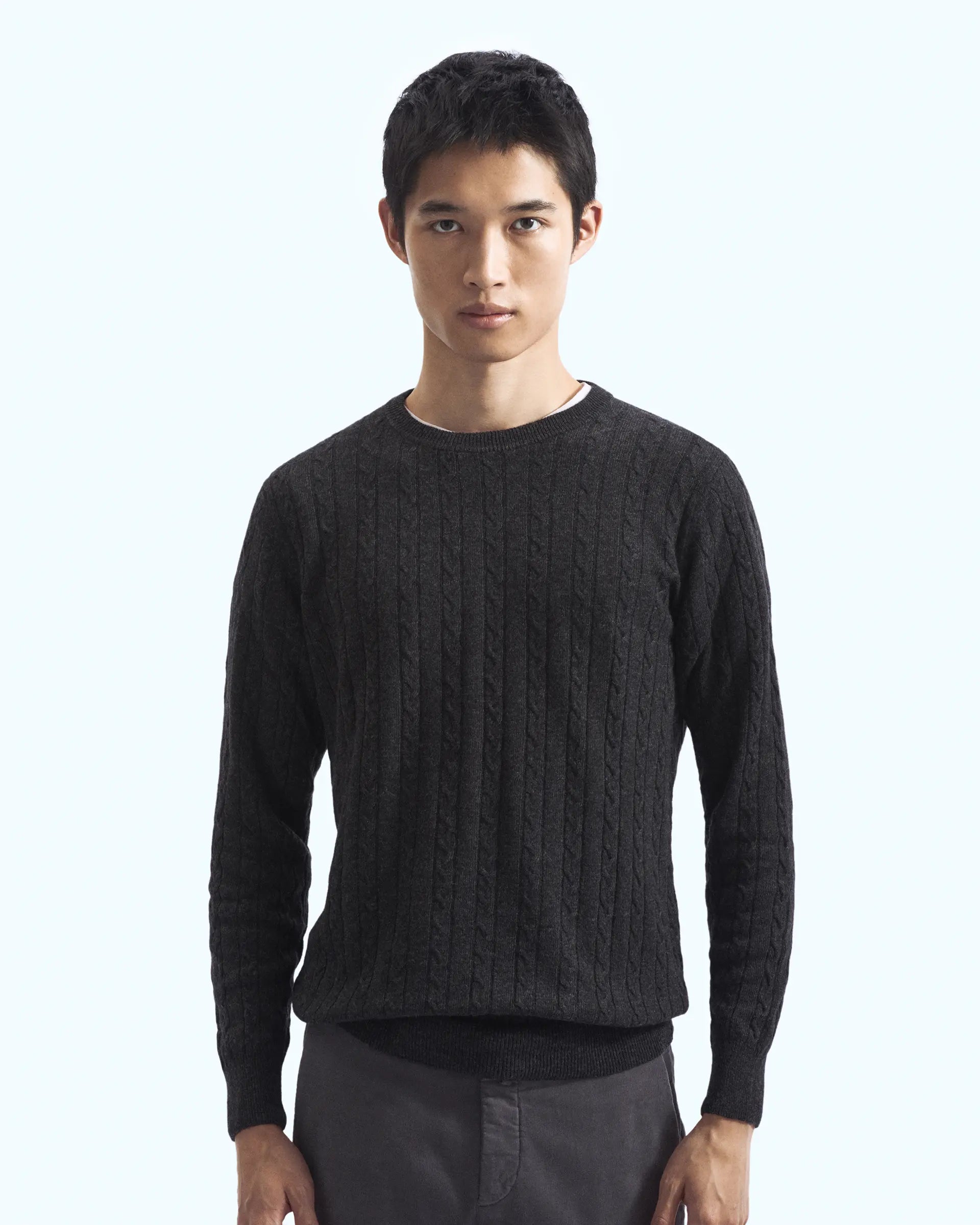 Anthracite crewneck in cashmere blend with braided workmanship