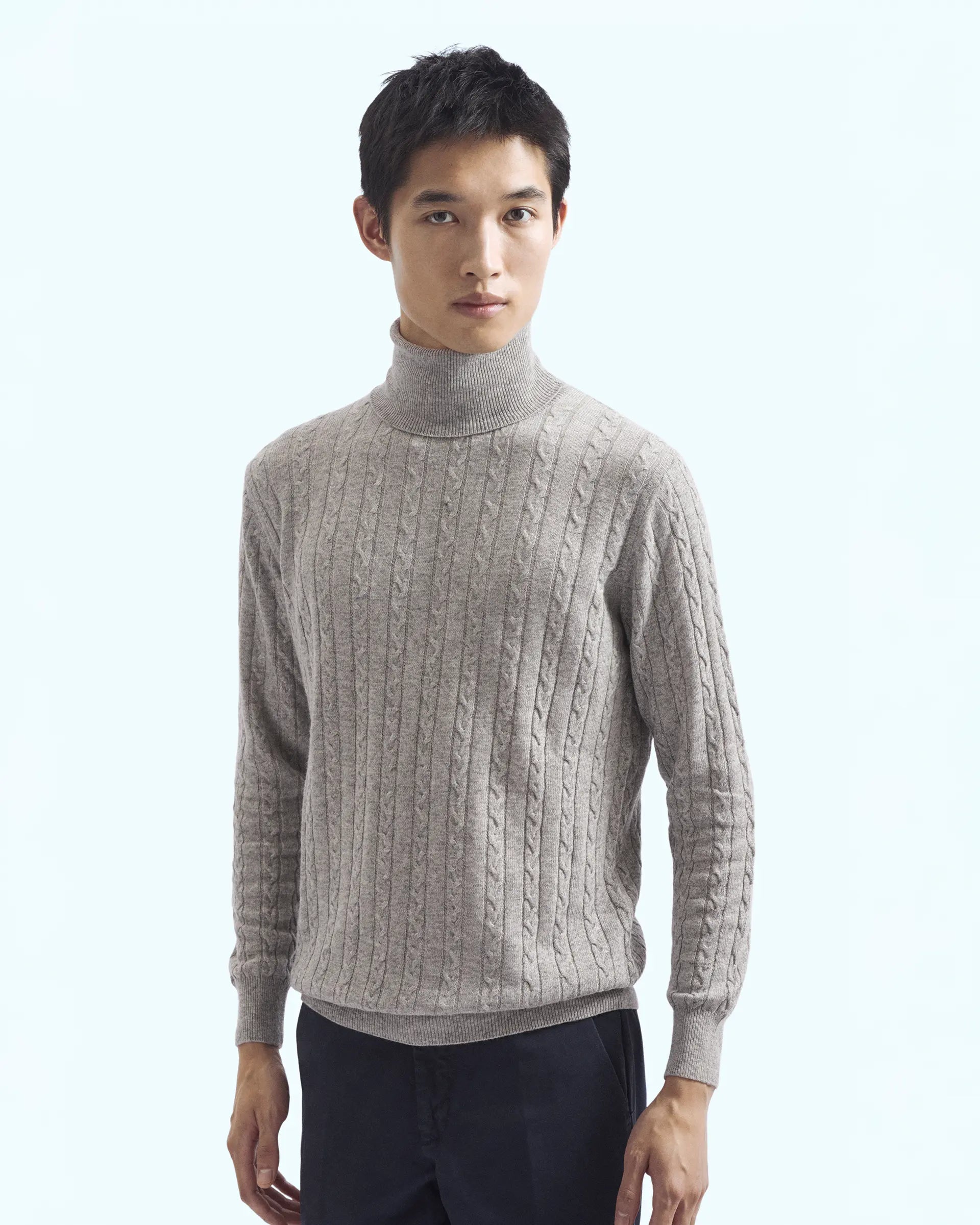 Gray turtleneck in cashmere blend with cable knit