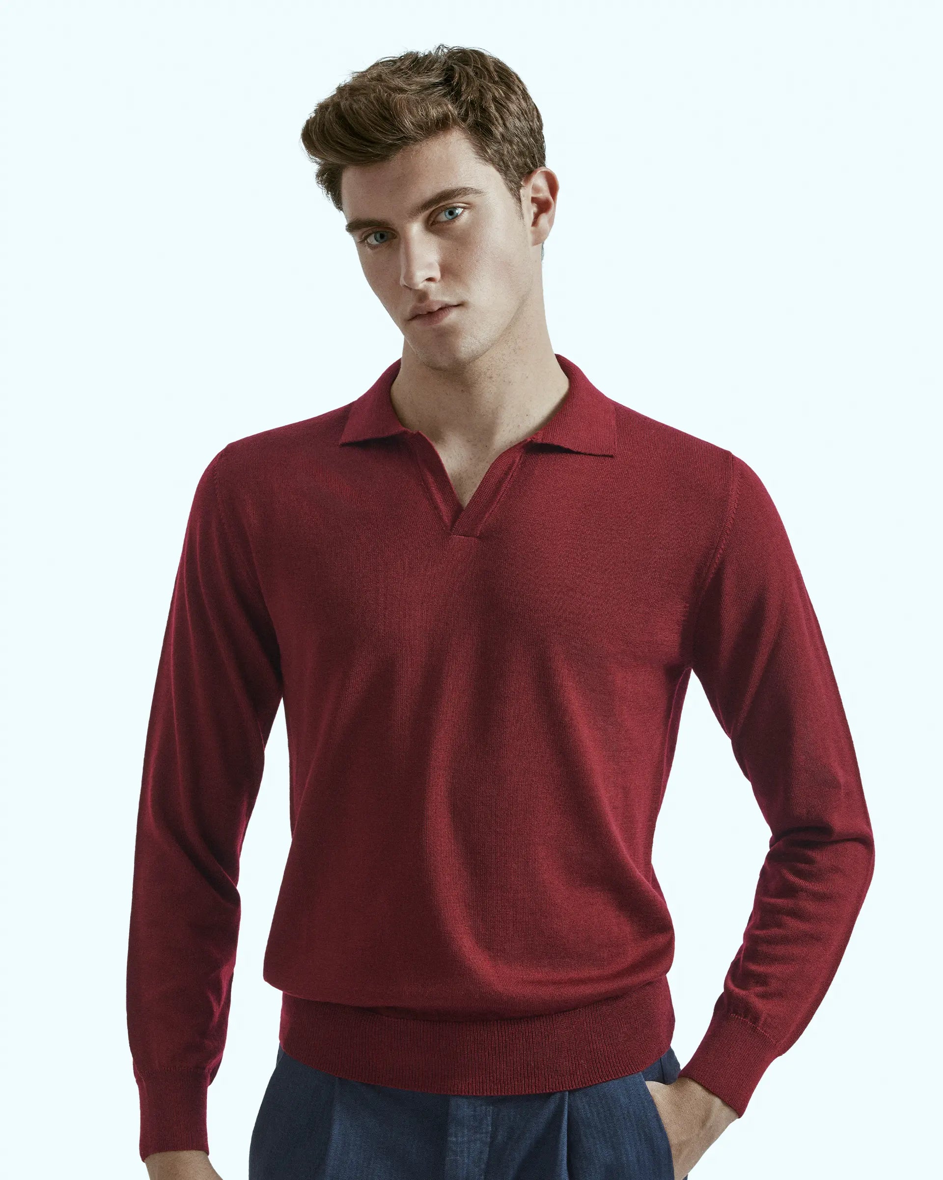 Polo senza bottoni bordo in pura lana merino extrafine