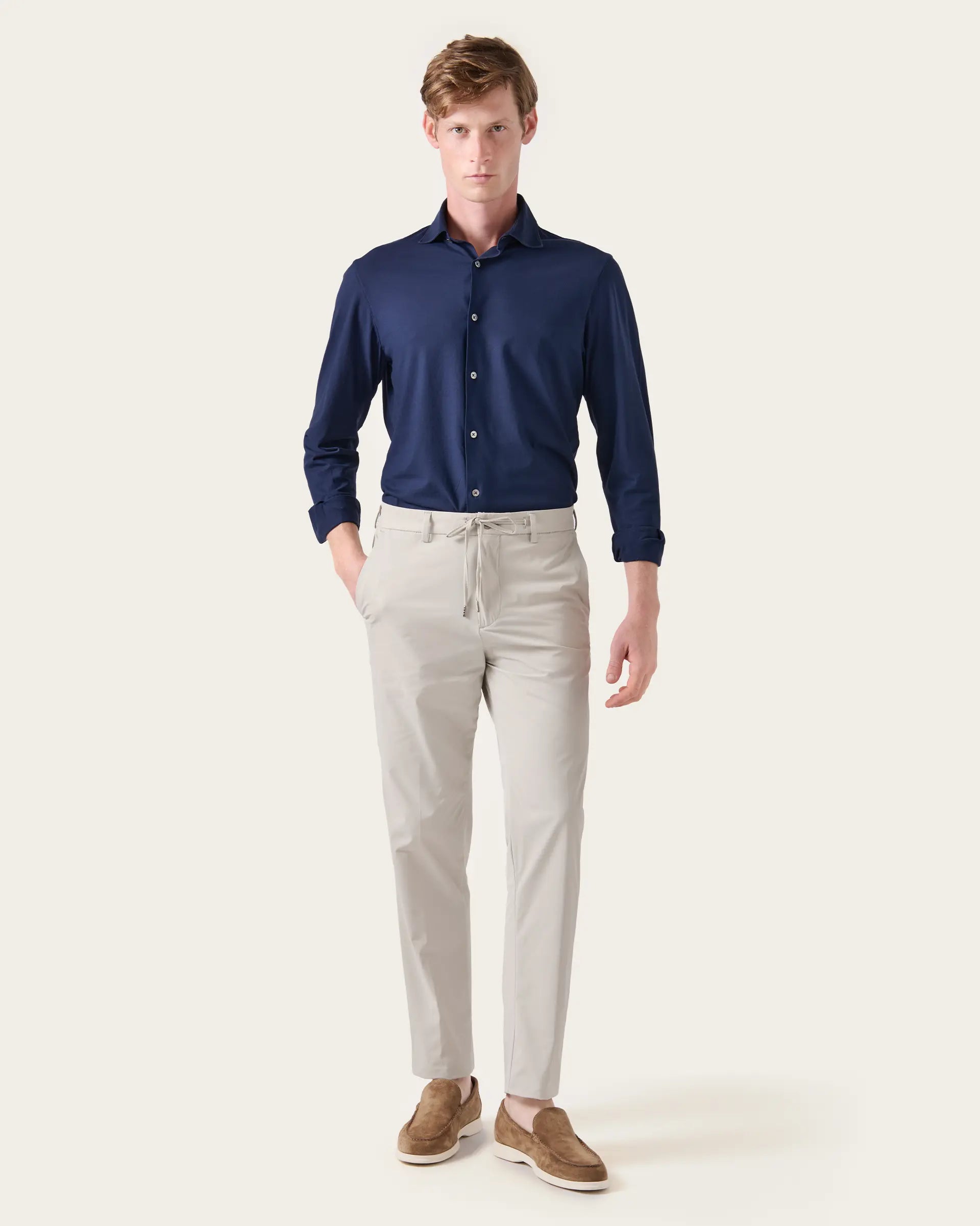 Pantalone ghiaccio in tessuto tecnico con elastico e coulisse