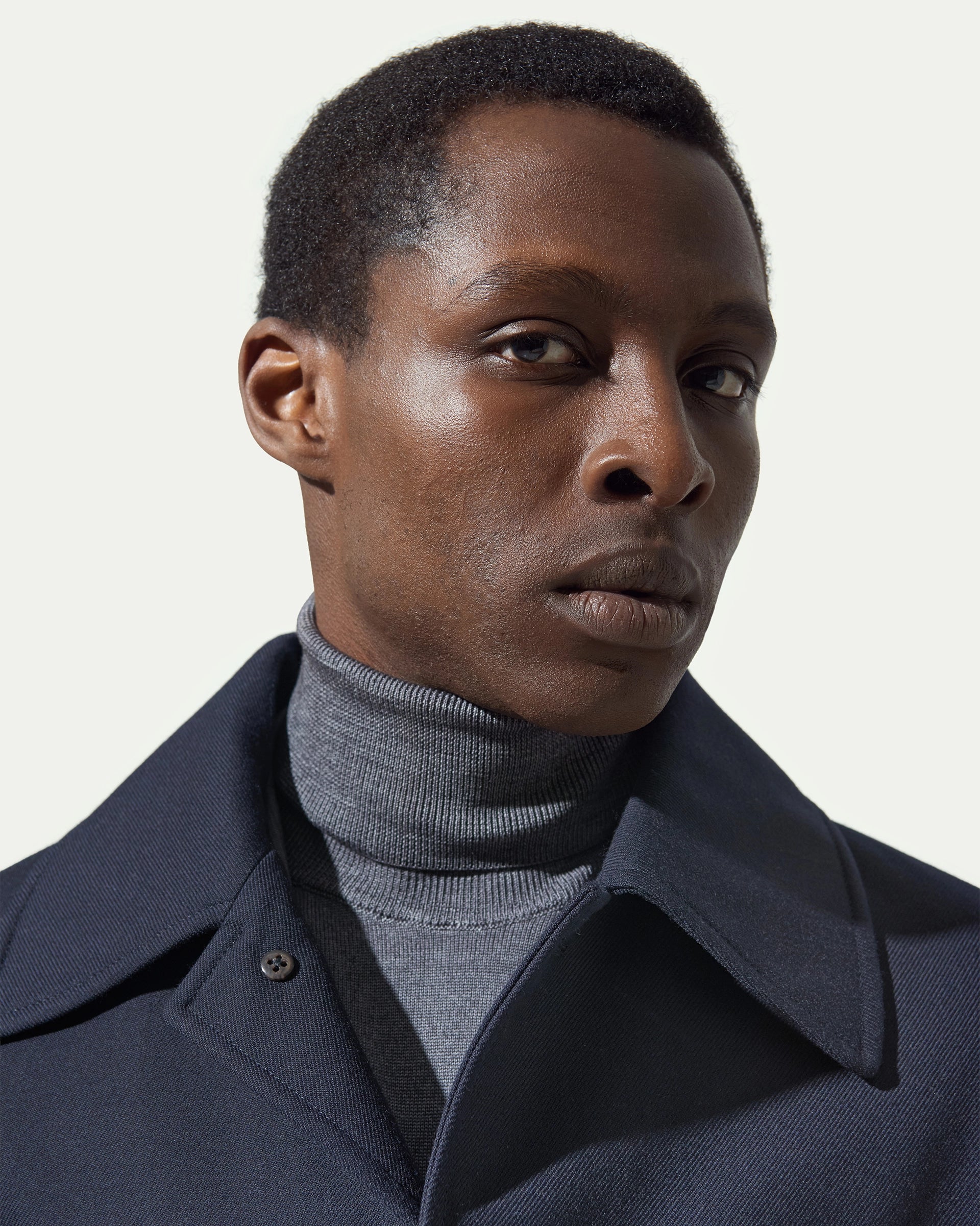 Cappotto Blu in pura Lana 5 bottoni