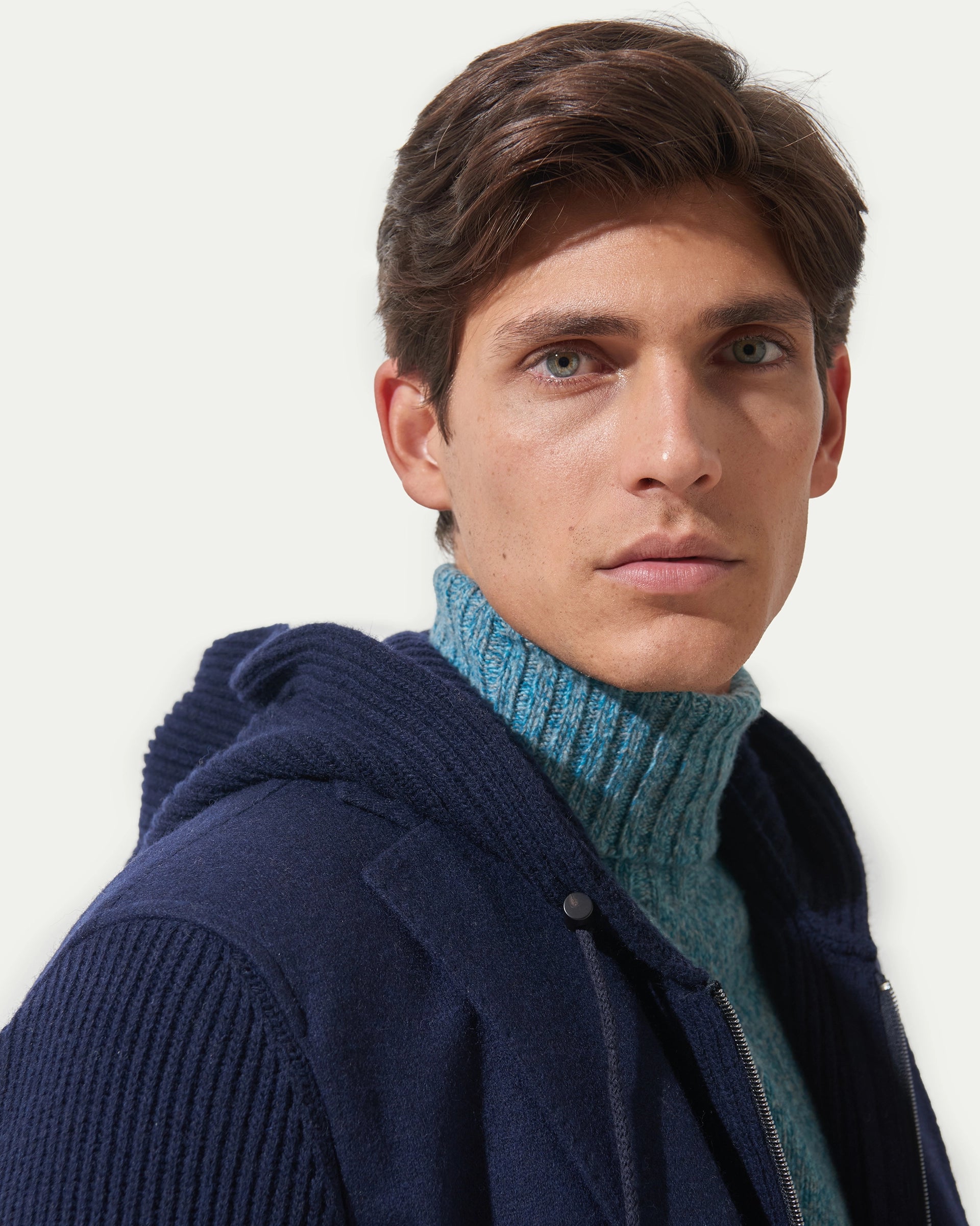 Giacca blu  in lana stretch con pettorina e cappuccio