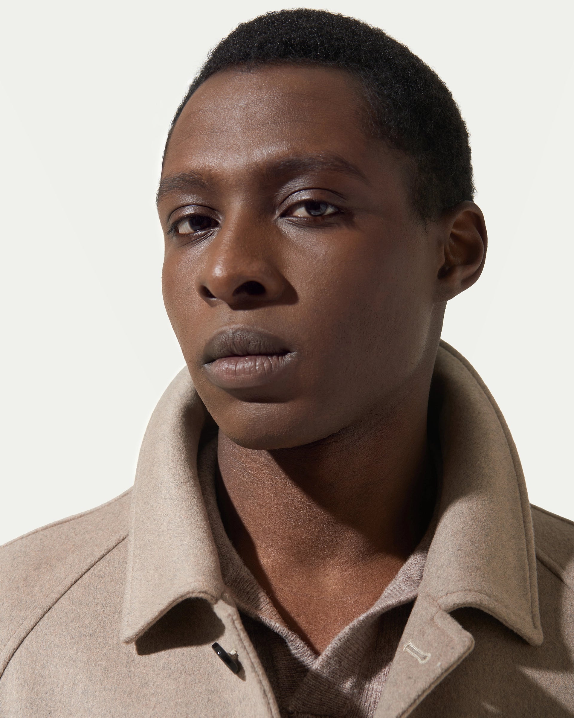 Cappotto beige 5 bottoni in lana e cashmere