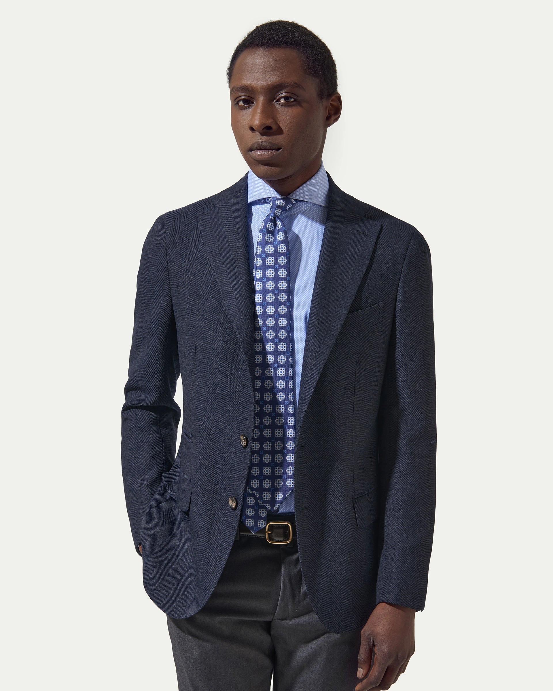 Giacca blu spinata in lana stretch tessuto Reda