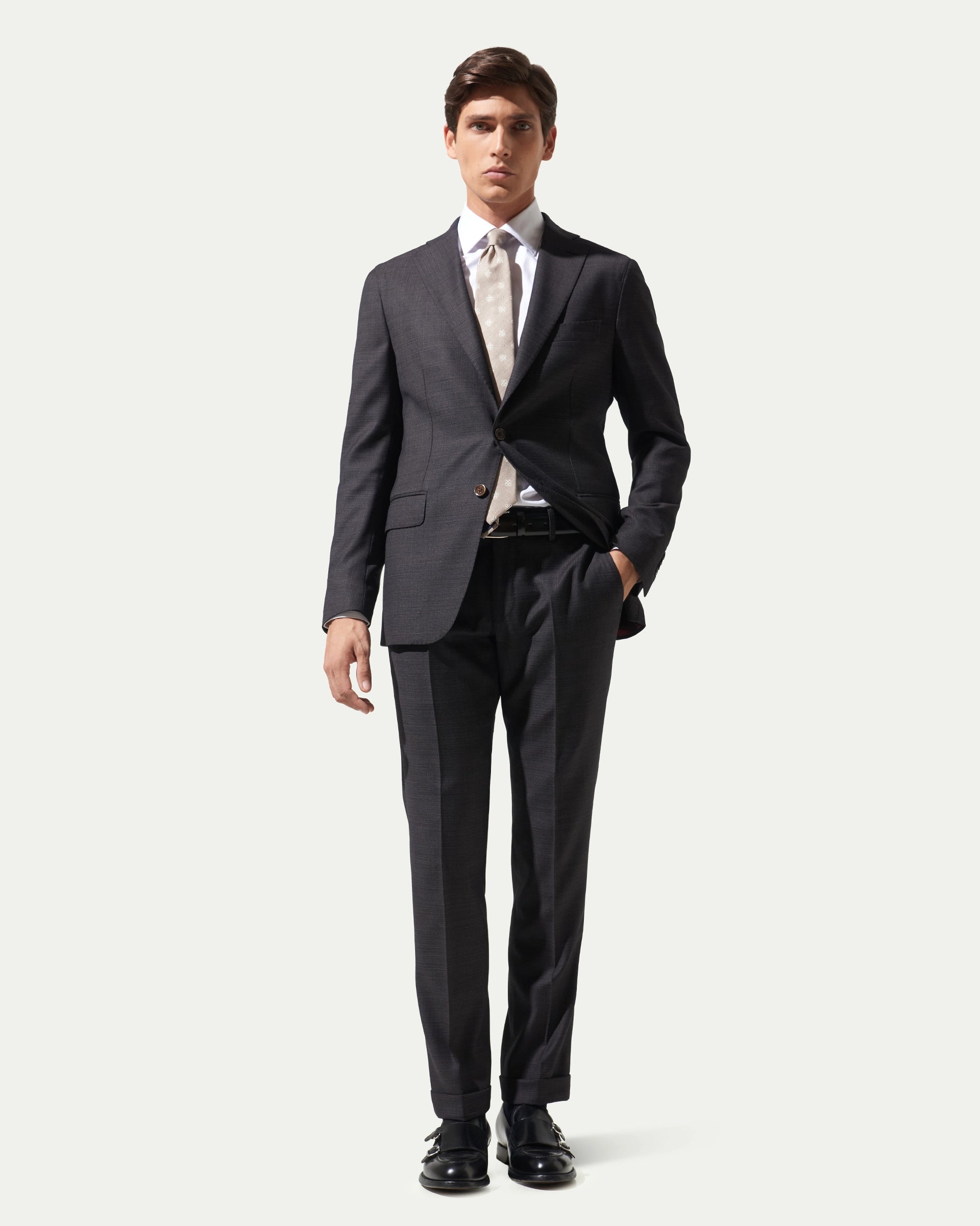 Abito sharkskin marrone in lana stretch tessuto Reda Flexo