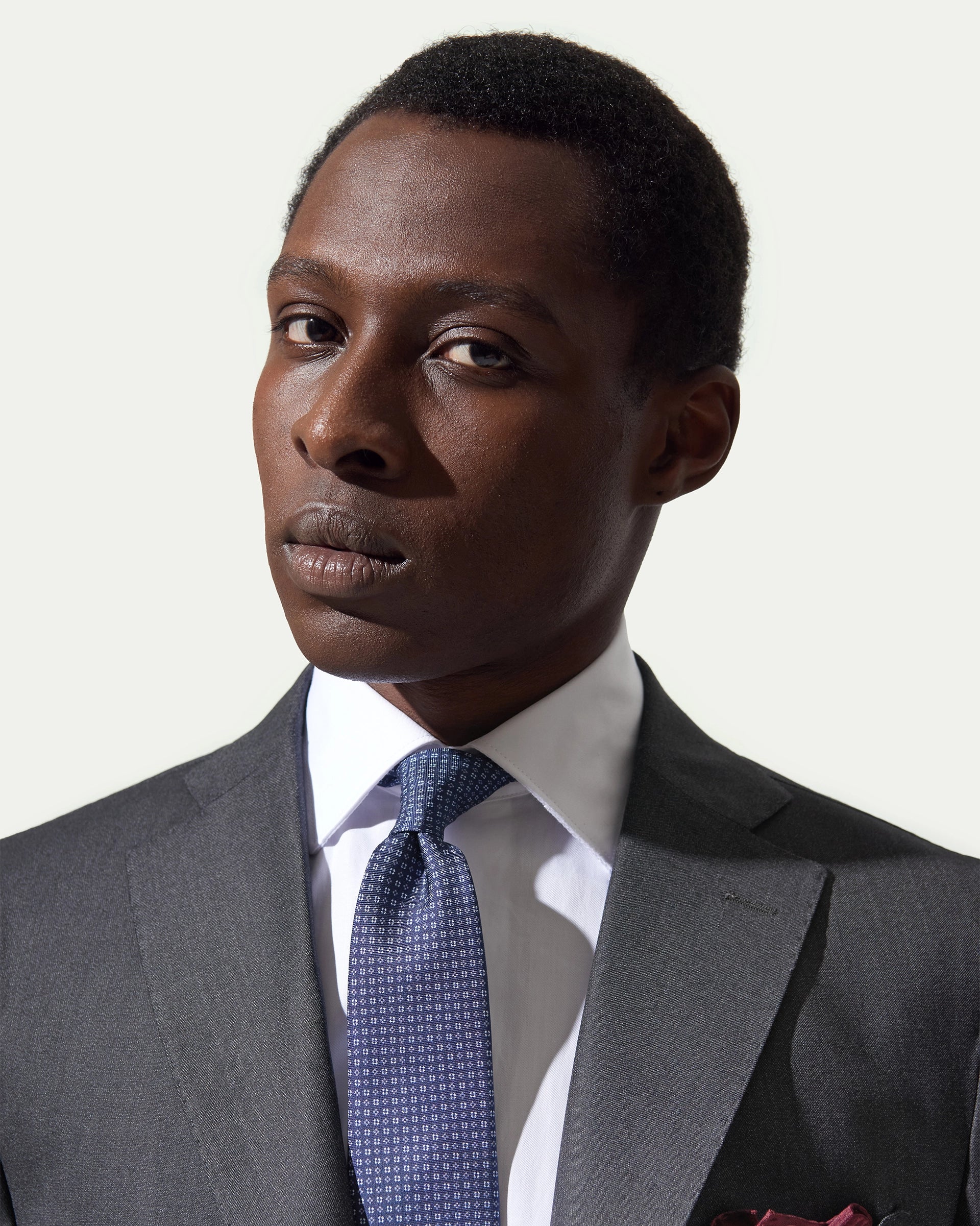 Abito grigio in lana e cashmere stretch tessuto Reda Active