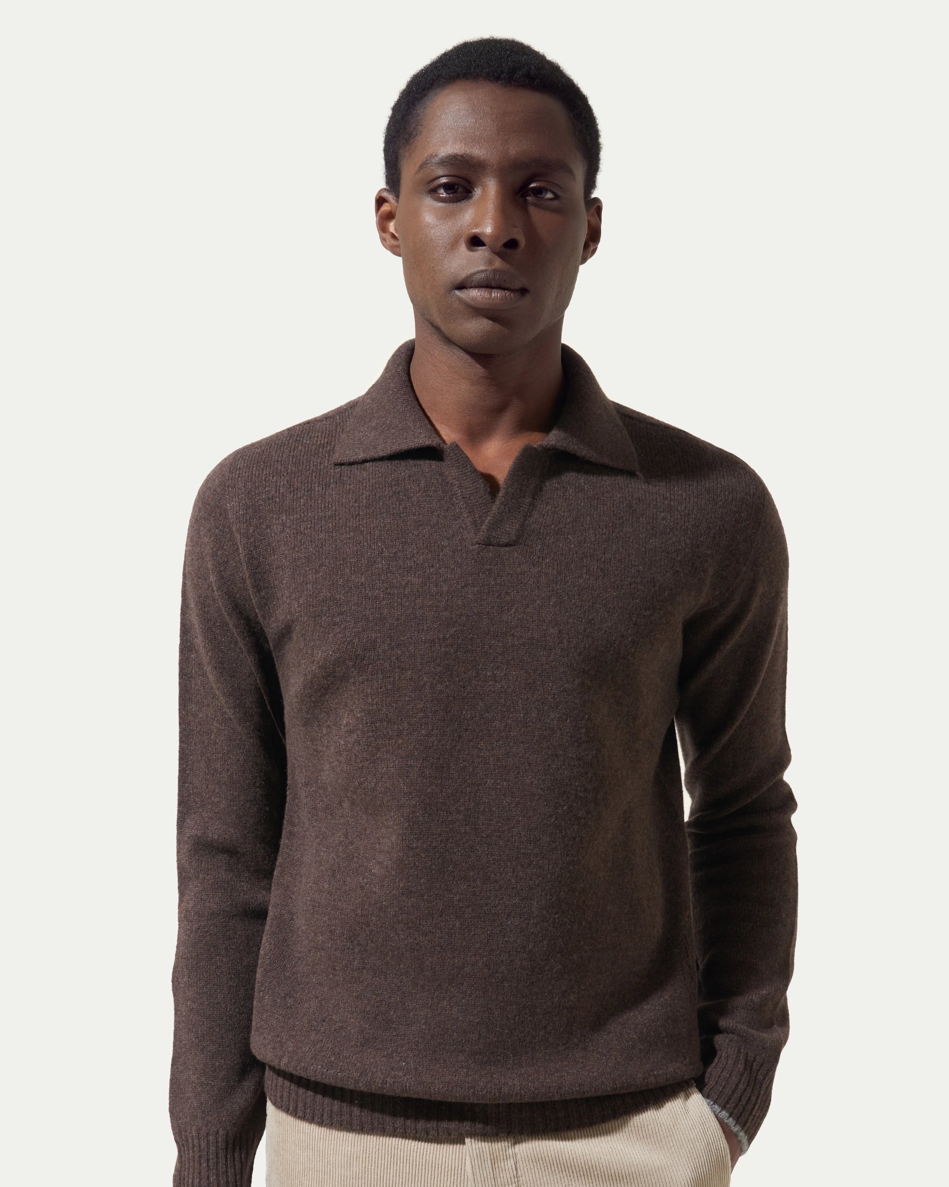 Polo senza bottoni moro finezza 7 in pura lana merinos extrafine