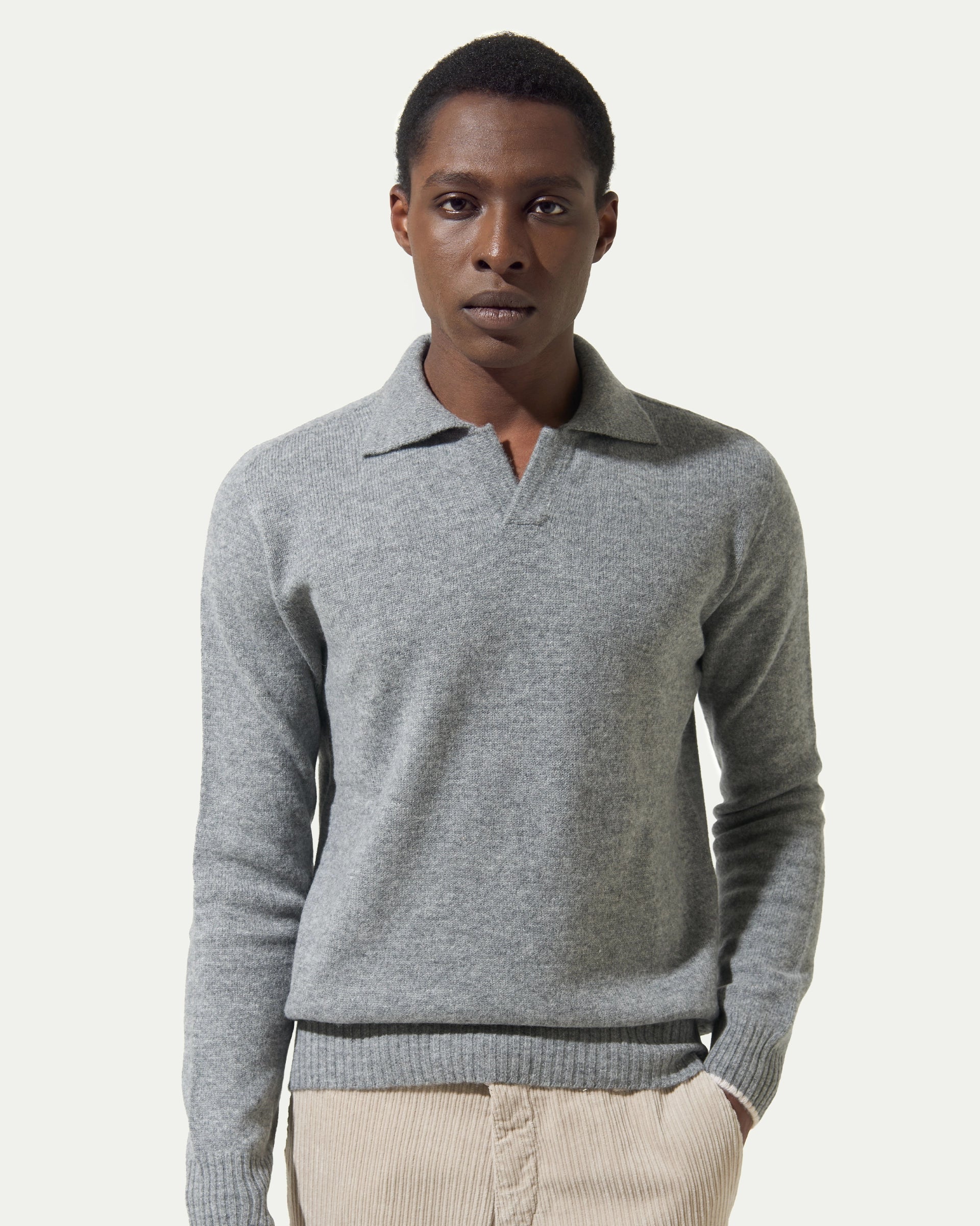 Polo senza bottoni grigio finezza 7 in pura lana merinos extrafine