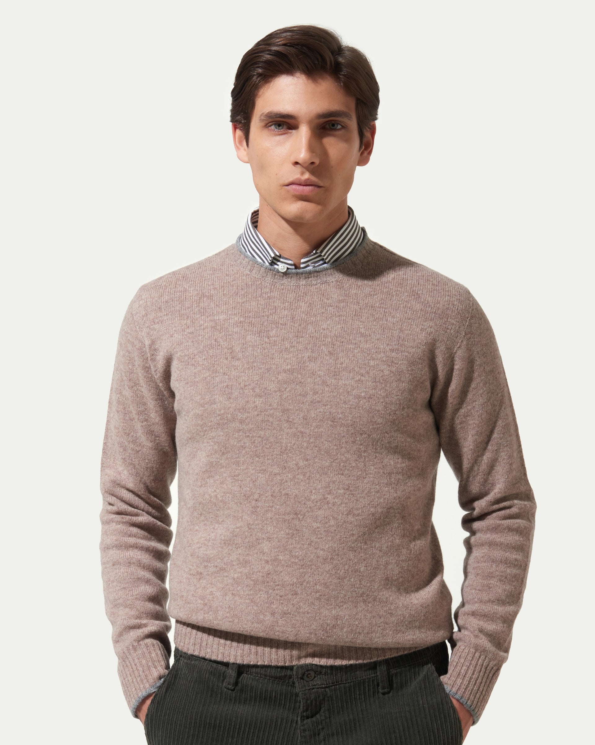 Girocollo profilato beige finezza 7 in pura lana merinos extrafine