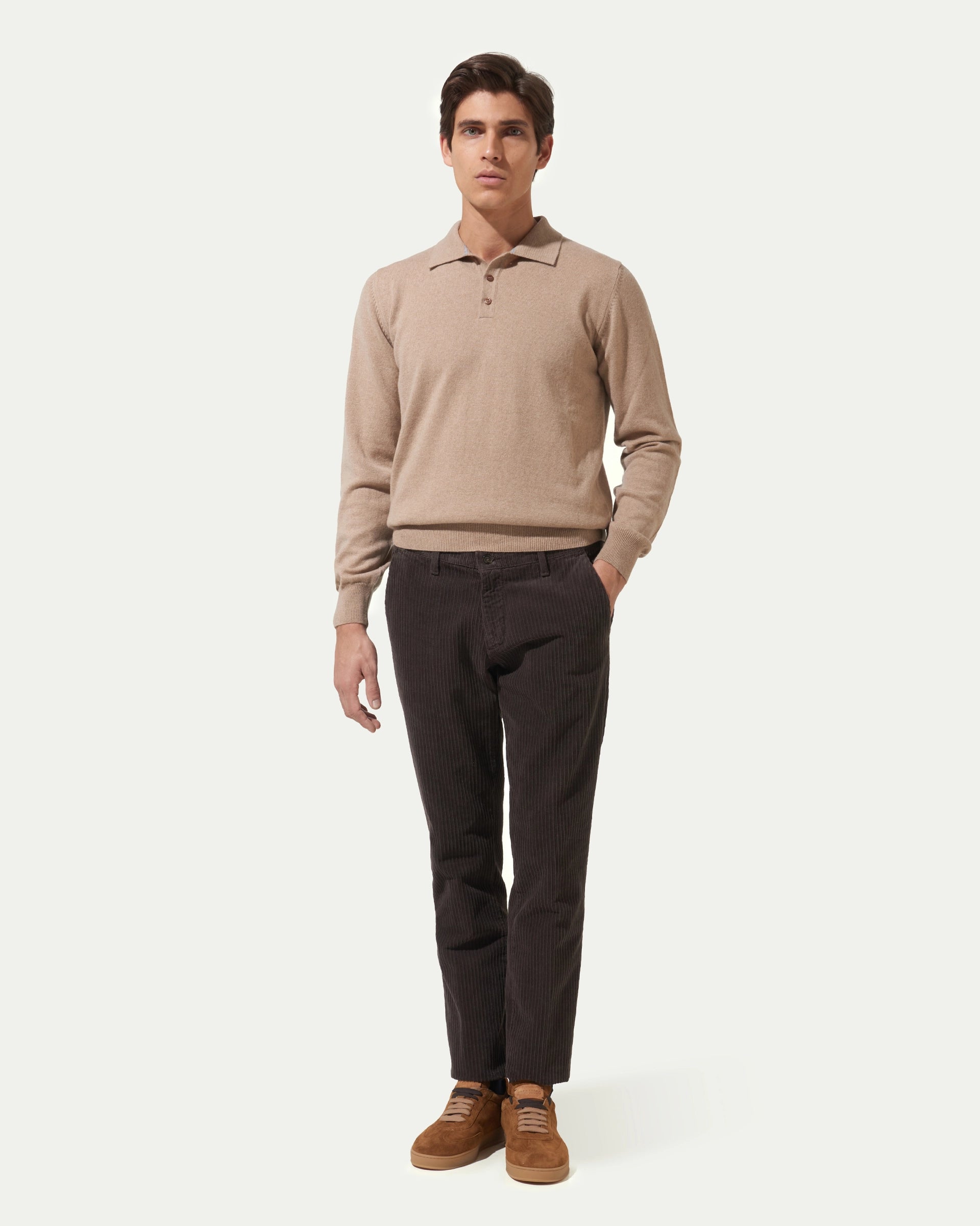 Pantalone marrone in velluto a coste