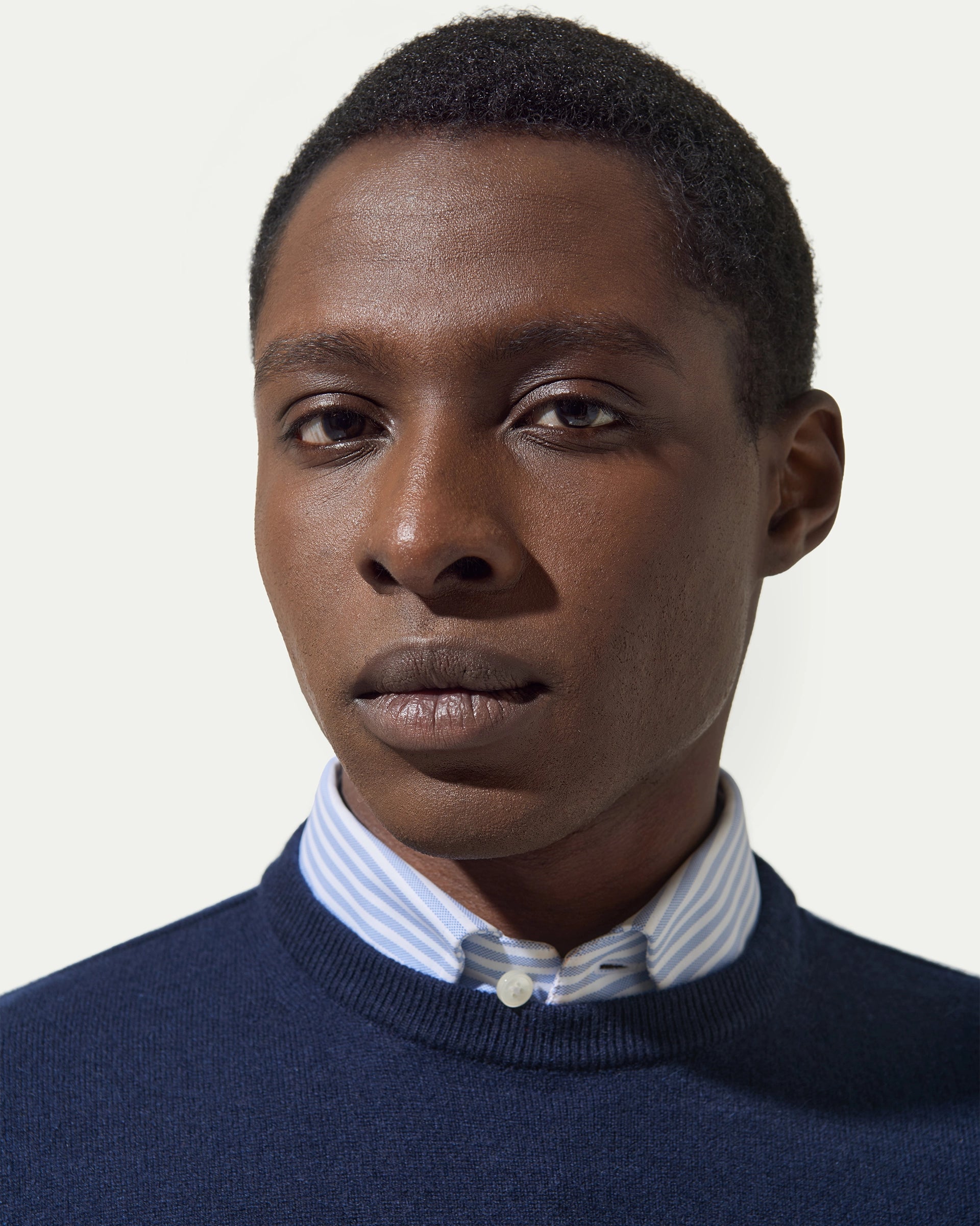 Girocollo blu in puro cashmere rasato finezza 12