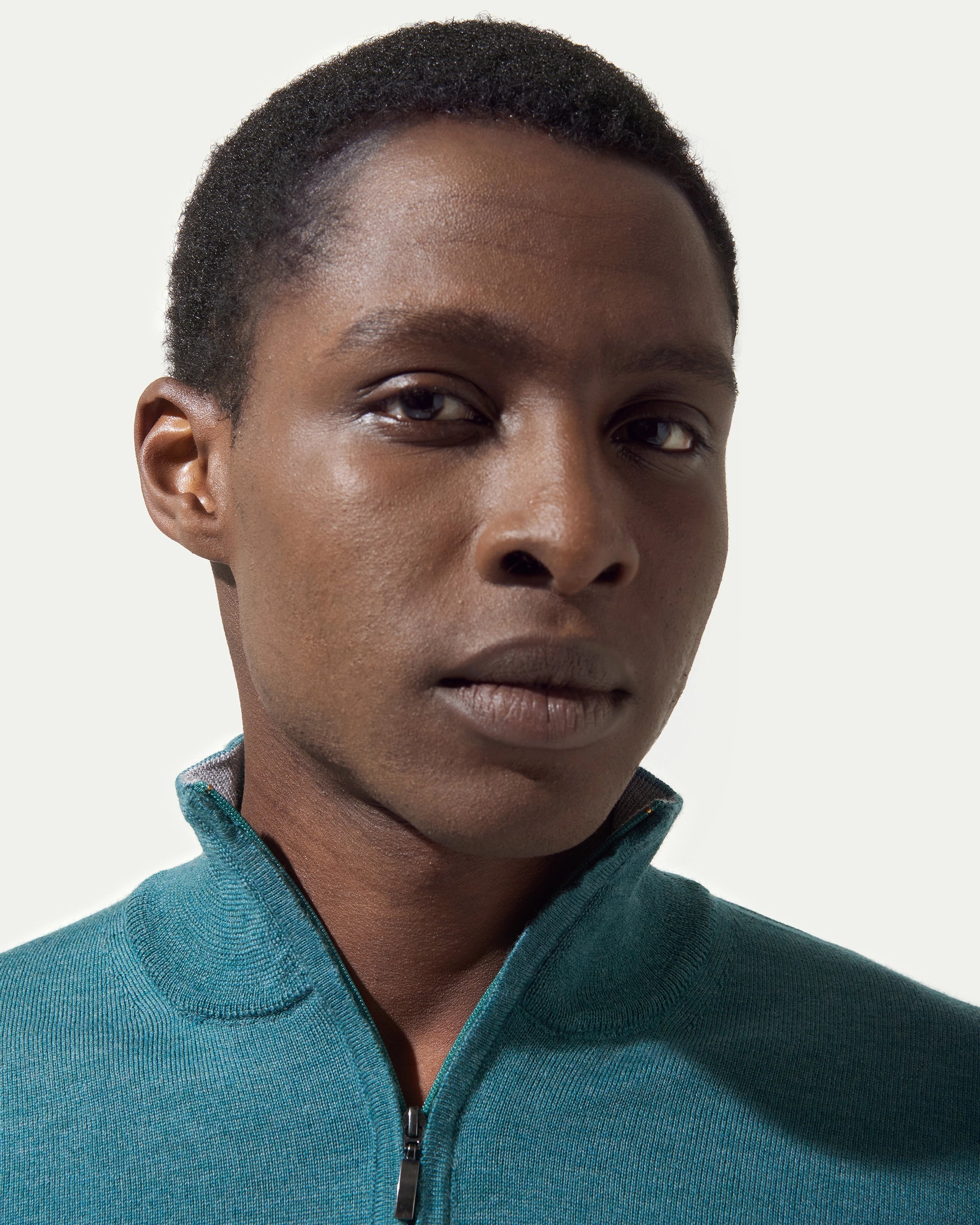 Serafino Zip verde in pura lana merinos extrafine finezza 12