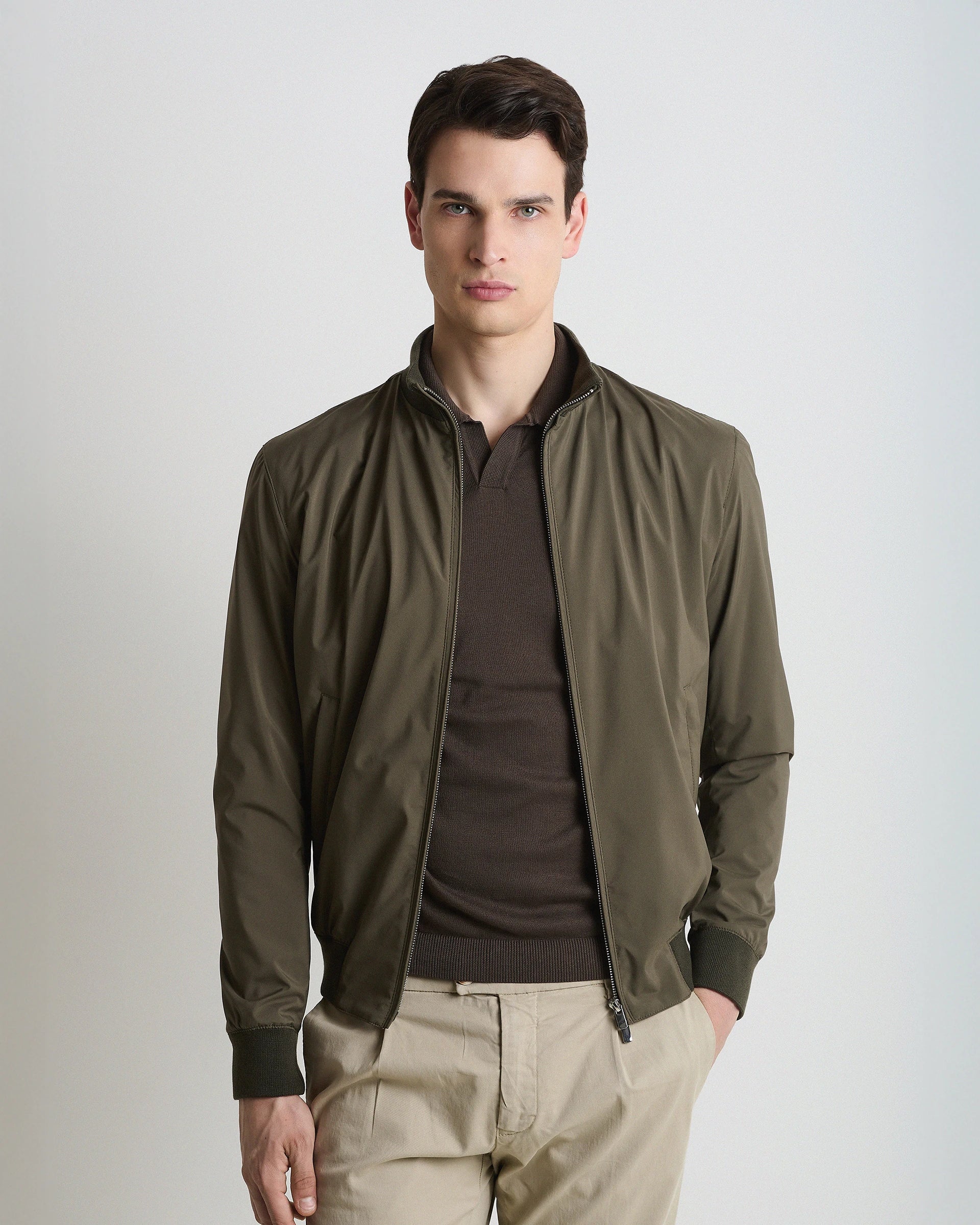 Bomber foderato verde in tessuto tecnico Olmetex