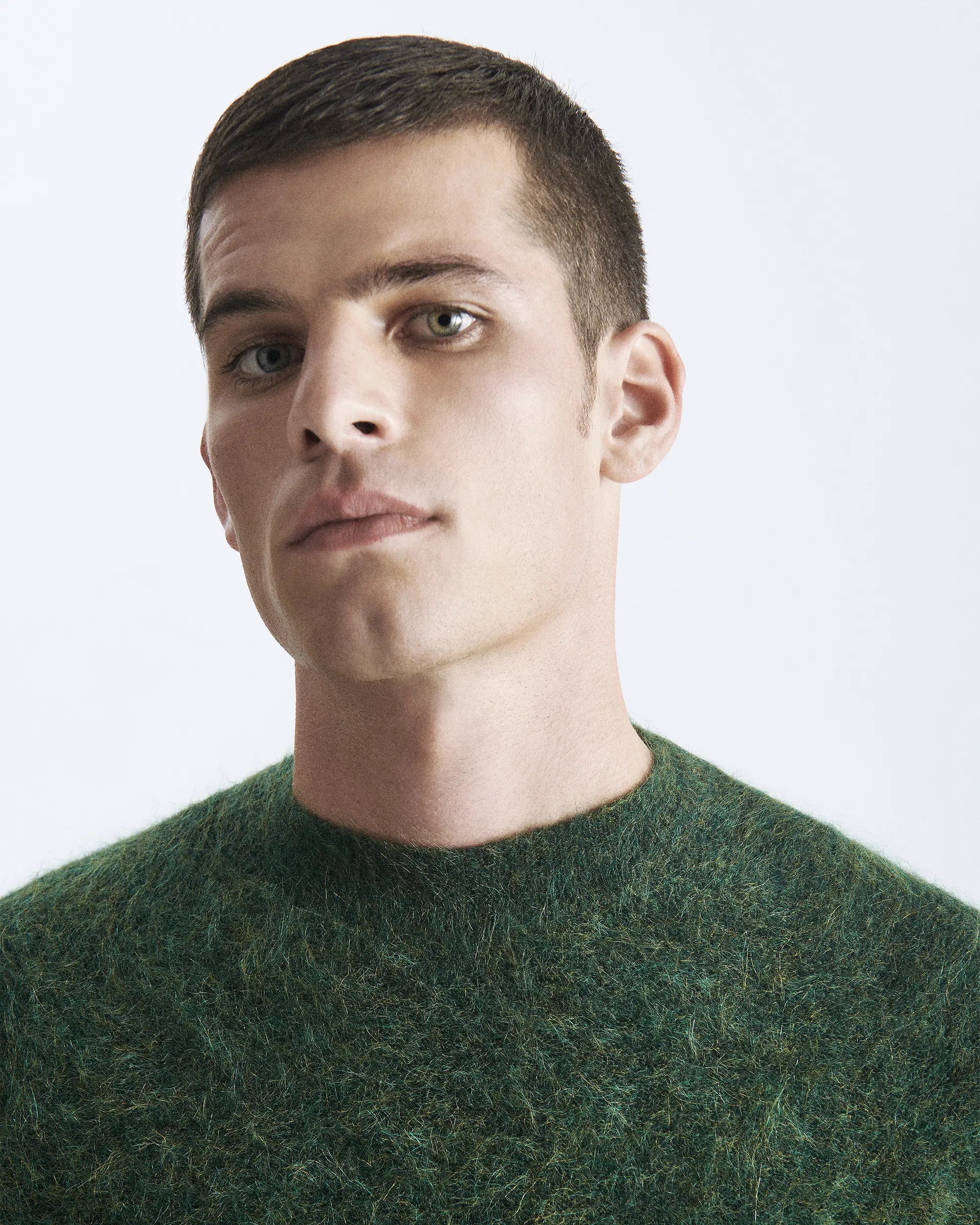 Green crewneck in 7 gauge wool and mohair