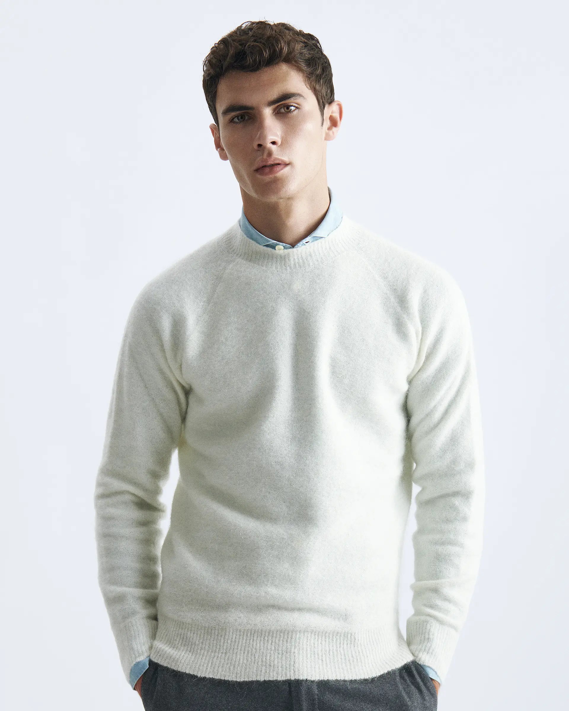 White crewneck in 7 gauge wool and mohair
