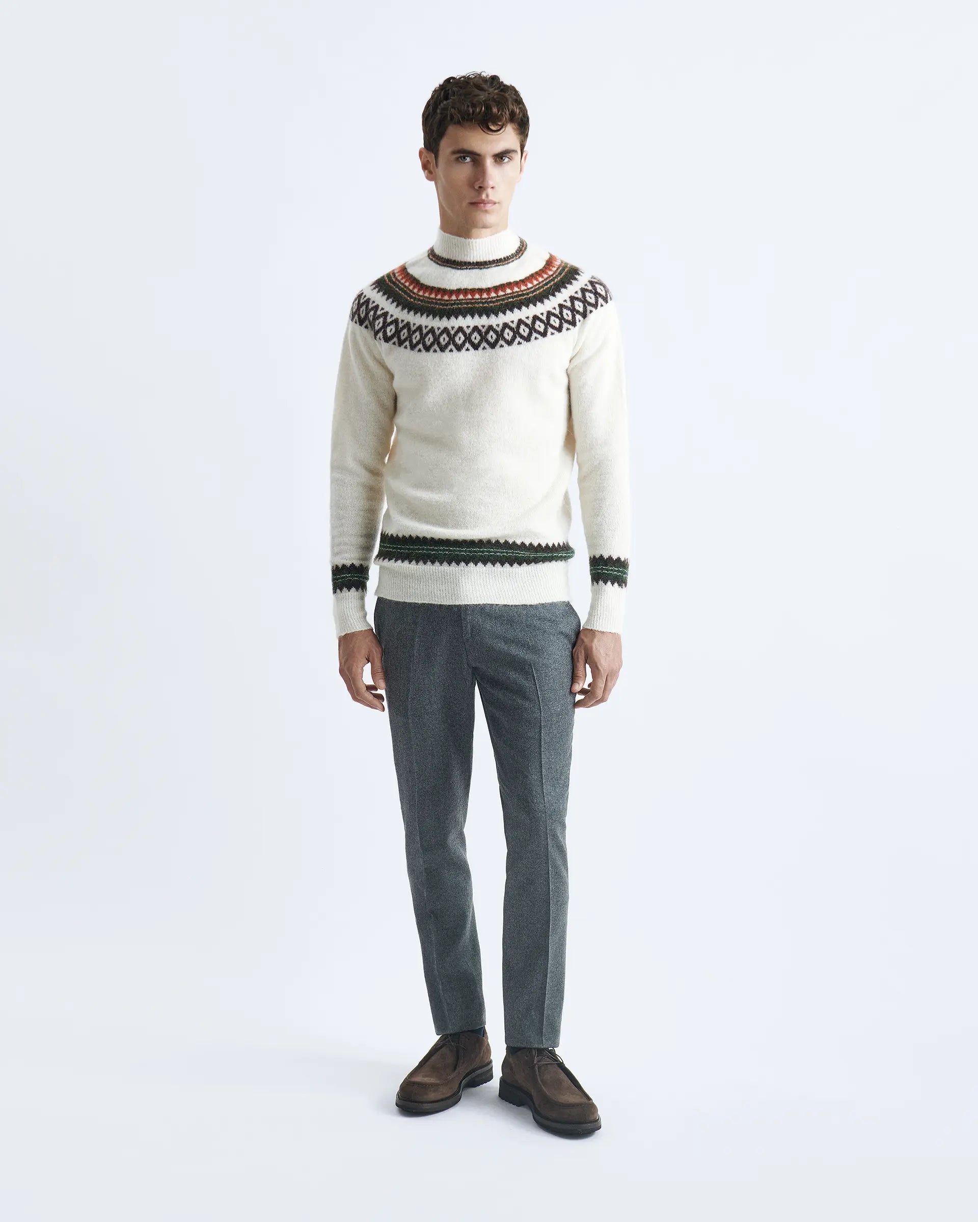 White patterned crewneck in 7 gauge wool and mohair